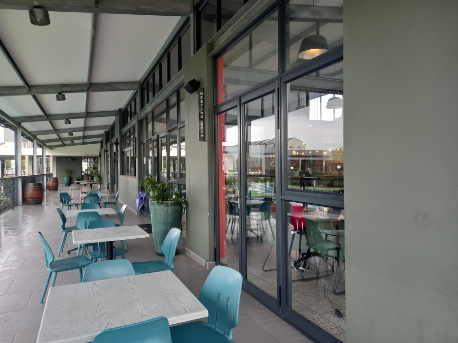 To Let 1 Bedroom Property for Rent in Sandown Western Cape